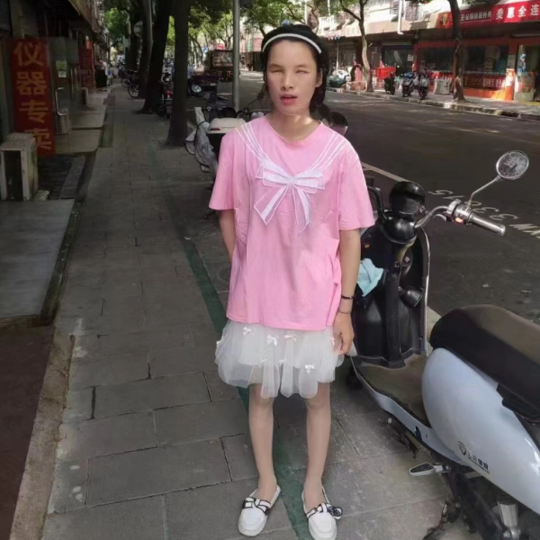 上海26岁单身美女真诚找对象-威海相亲网