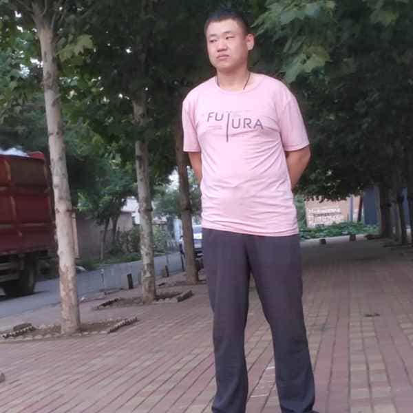 35岁岁河北单身帅哥 - 威海吉缘网