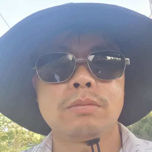 39岁岁安徽单身帅哥 - 威海吉缘网
