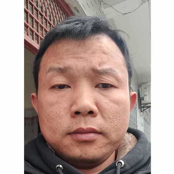 37岁岁陕西单身帅哥 - 威海吉缘网