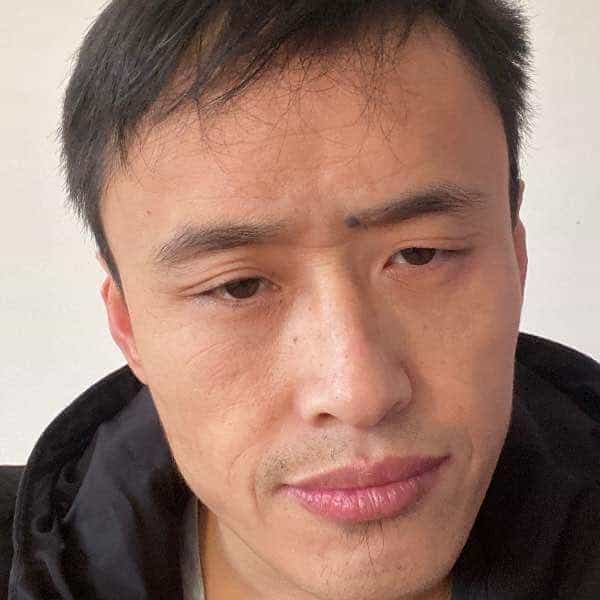 40岁岁四川单身帅哥 - 威海吉缘网
