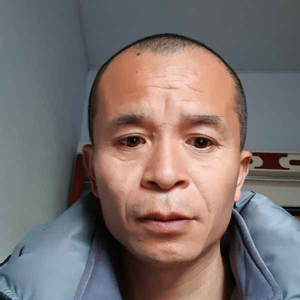 43岁岁河南单身帅哥 - 威海吉缘网