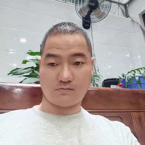 37岁岁福建单身帅哥 - 威海吉缘网