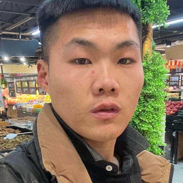 28岁岁河南单身帅哥 - 威海吉缘网
