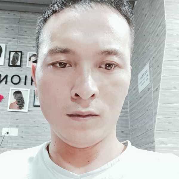 35岁岁陕西单身帅哥 - 威海吉缘网