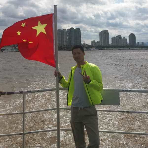 31岁岁浙江单身帅哥 - 威海吉缘网