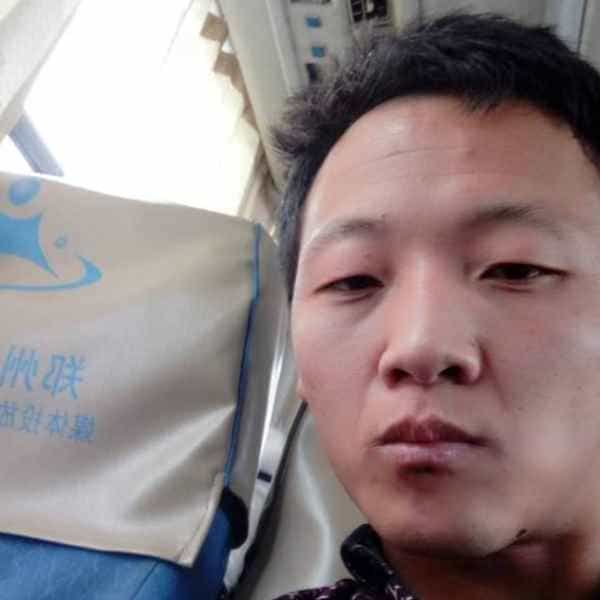 35岁岁河南单身帅哥 - 威海吉缘网