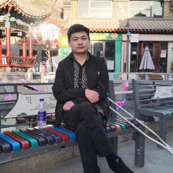 35岁岁甘肃单身帅哥 - 威海吉缘网