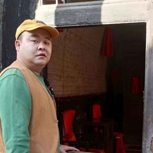 35岁岁陕西单身帅哥 - 威海吉缘网