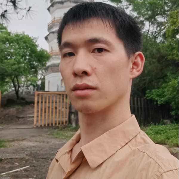 33岁岁四川单身帅哥 - 威海吉缘网