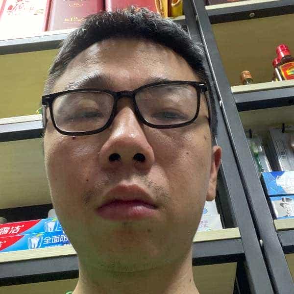 35岁岁湖北单身帅哥 - 威海吉缘网
