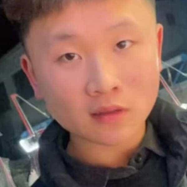 22岁岁河南单身帅哥 - 威海吉缘网