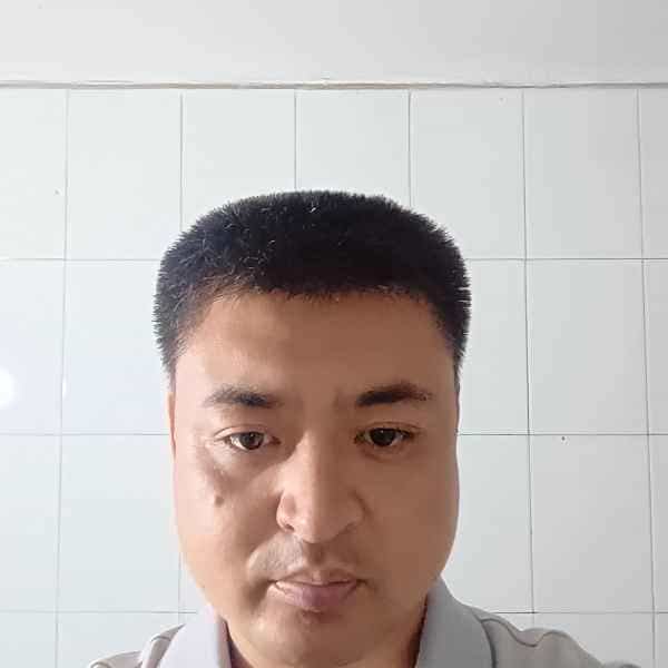42岁岁山东单身帅哥 - 威海吉缘网