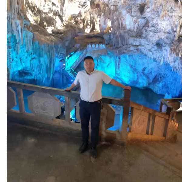 35岁岁云南单身帅哥 - 威海吉缘网