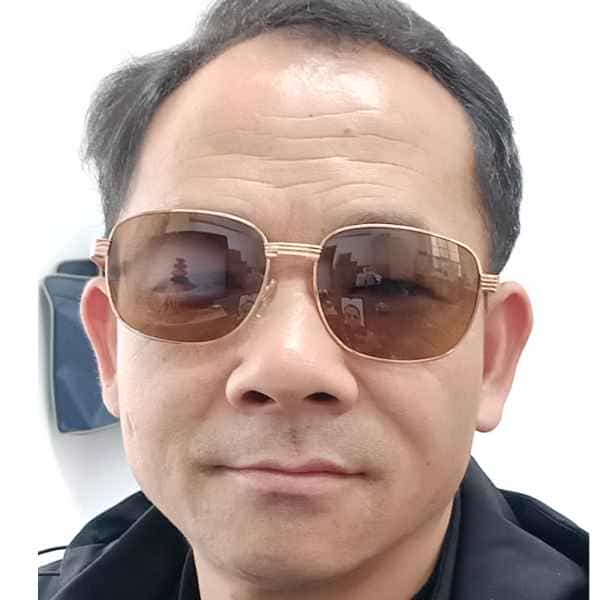 50岁岁陕西单身帅哥 - 威海吉缘网