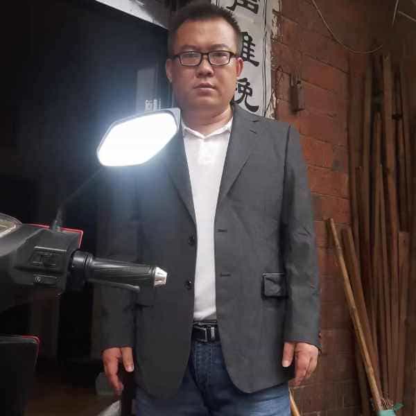 40岁岁江西单身帅哥 - 威海吉缘网