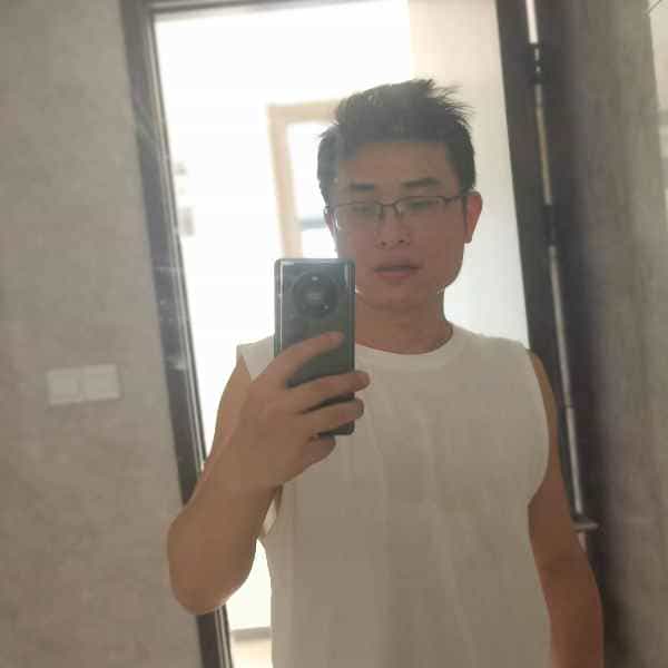 39岁岁广东单身帅哥 - 威海吉缘网