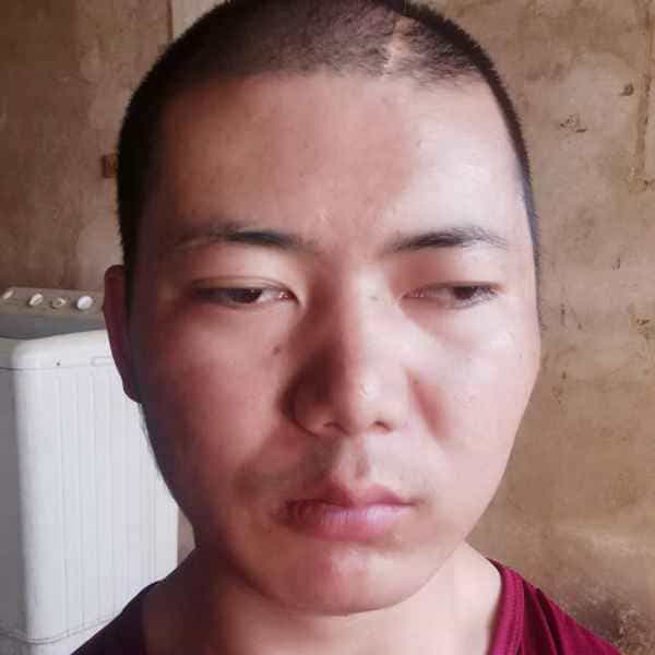35岁岁云南单身帅哥 - 威海吉缘网