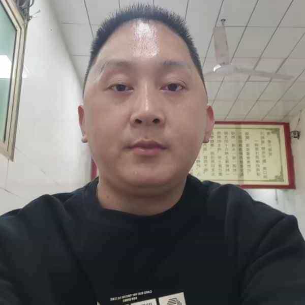 37岁岁陕西单身帅哥 - 威海吉缘网