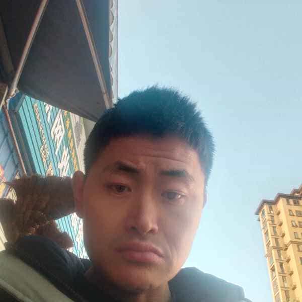 38岁岁湖北单身帅哥 - 威海吉缘网