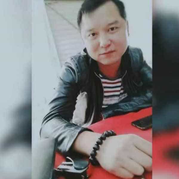 40岁岁湖南单身帅哥 - 威海吉缘网