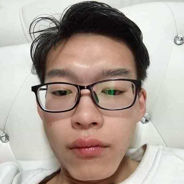 23岁岁河南单身帅哥 - 威海吉缘网
