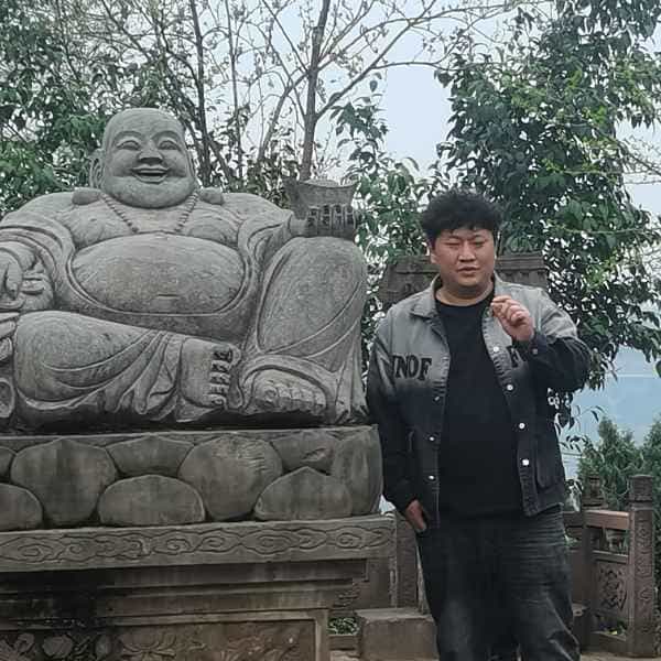 37岁岁四川单身帅哥 - 威海吉缘网