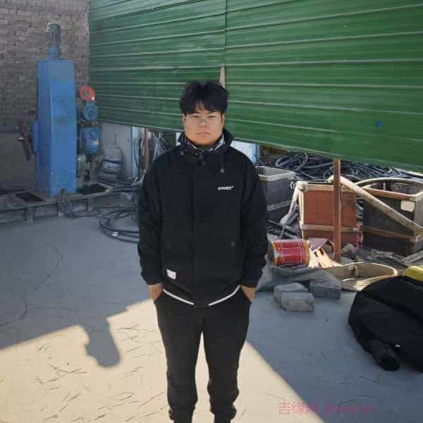 33岁岁河北单身帅哥 - 威海吉缘网
