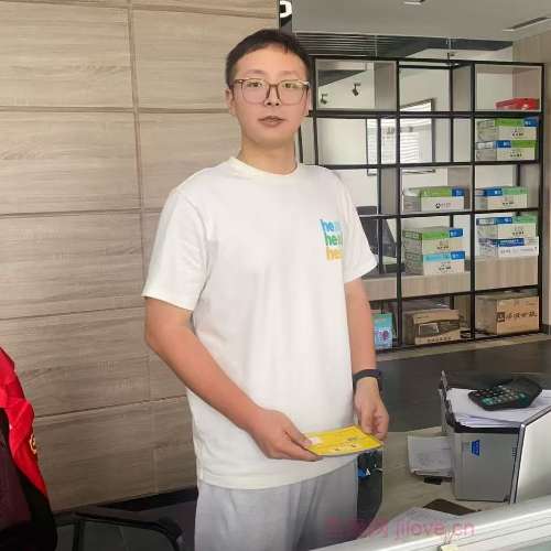 30岁岁江苏单身帅哥 - 威海吉缘网