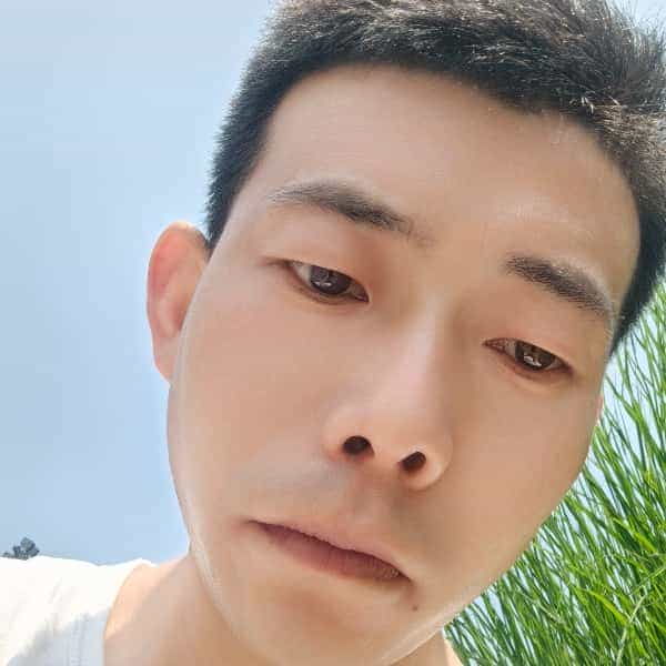 31岁岁陕西单身帅哥 - 威海吉缘网