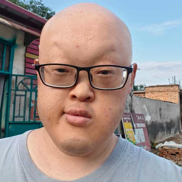 28岁岁山东单身帅哥 - 威海吉缘网