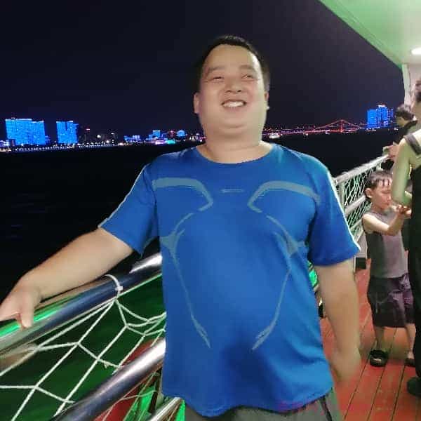 31岁岁湖北单身帅哥 - 威海吉缘网