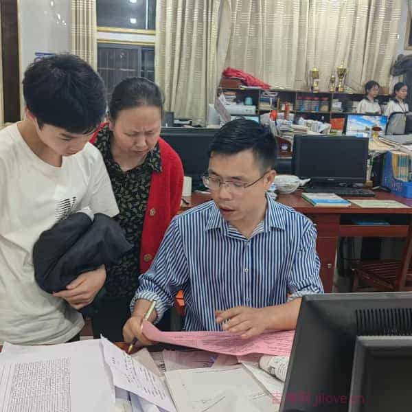 36岁岁湖南单身帅哥 - 威海吉缘网