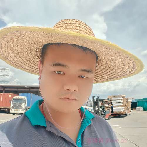 33岁岁湖南单身帅哥 - 威海吉缘网